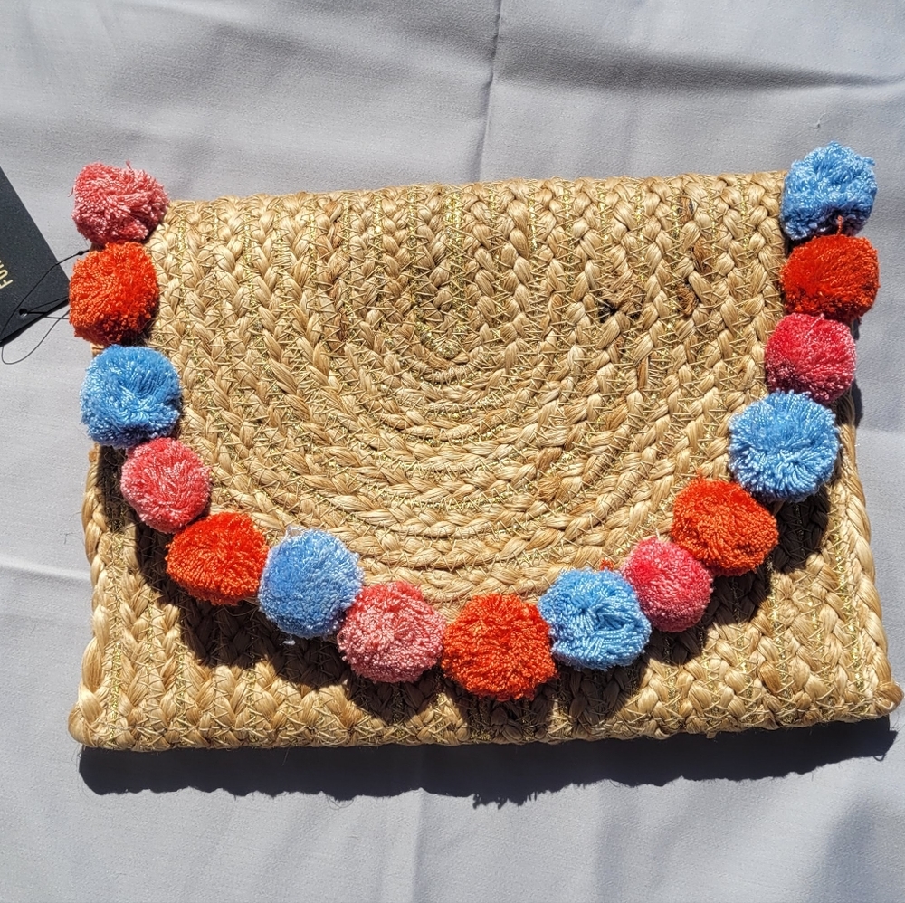 Cute Summer Pom Pom Clutch (F21 NWT)